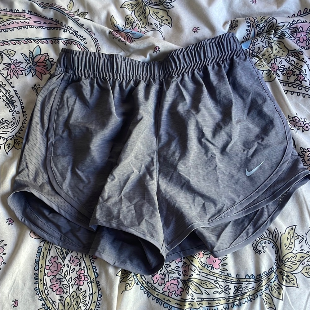 Nike Gray Athletic Shorts Moisture-Wicking Lightweight